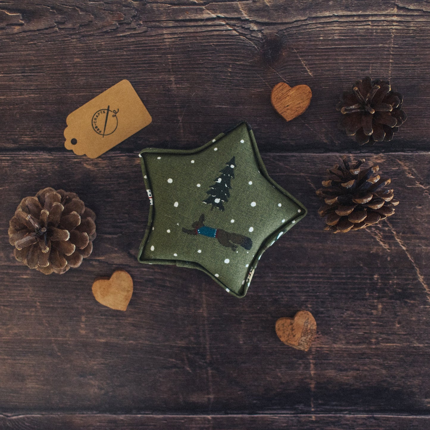 Festive Forest Padded Fabric Hanging Star - Sophie Allport - F&B Crafts - F&B Crafts