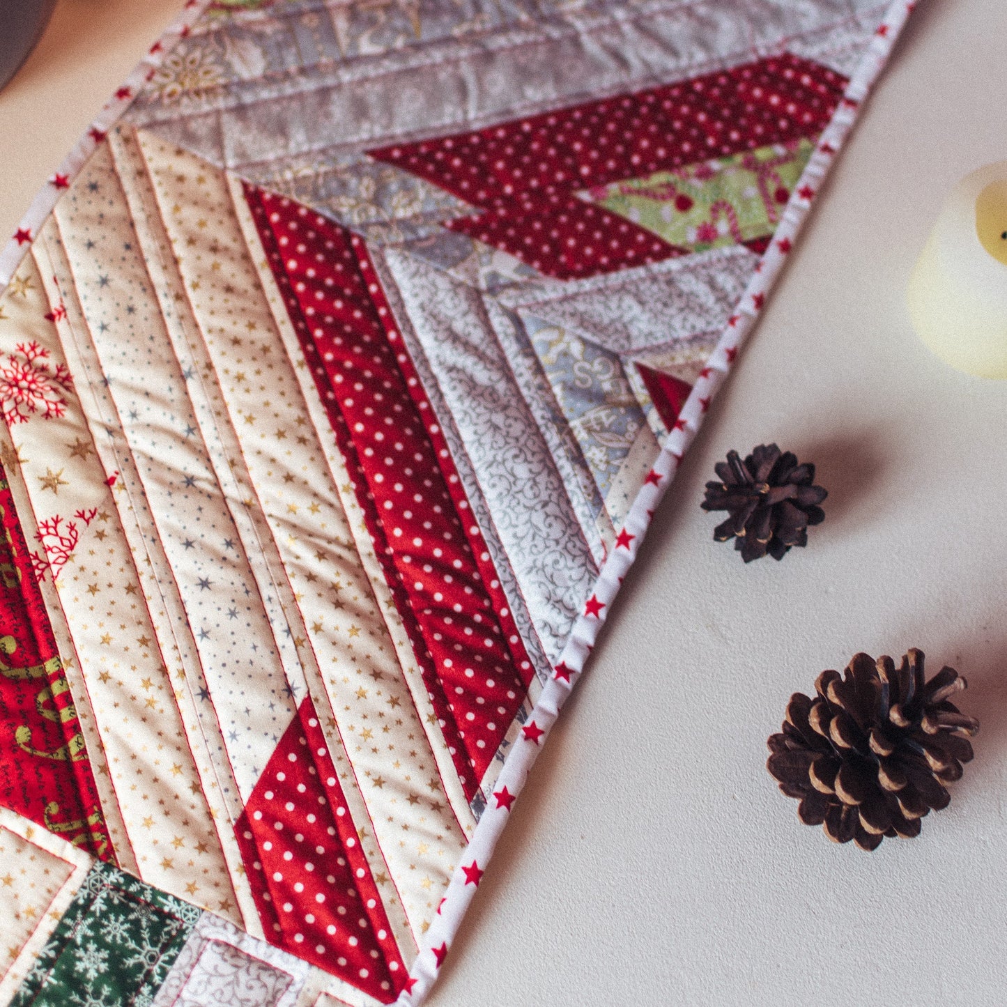 Festive Table Centre Piece - F&B Crafts - F&B Crafts