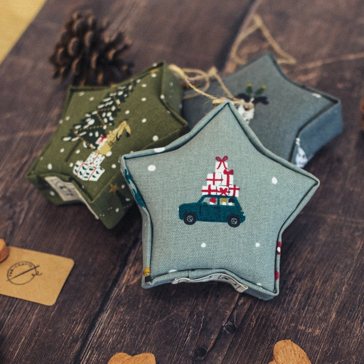 Home for Christmas Padded Fabric Hanging Star - Sophie Allport - F&B Crafts - F&B Crafts