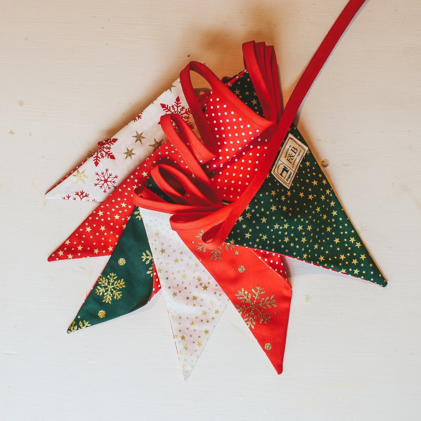 Red, Green, Gold & Cream Christmas Bunting (3m) - F&B Crafts - F&B Handmade