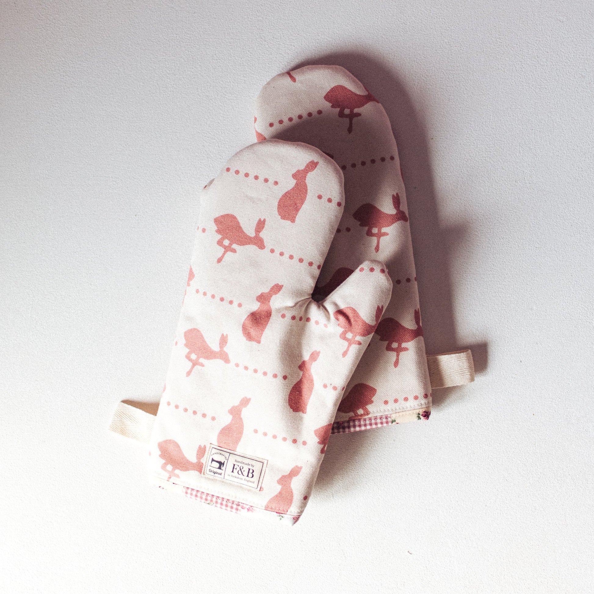 Pair of Pink Hare & Dots Print Oven Gloves - F&B Crafts - F&B Crafts