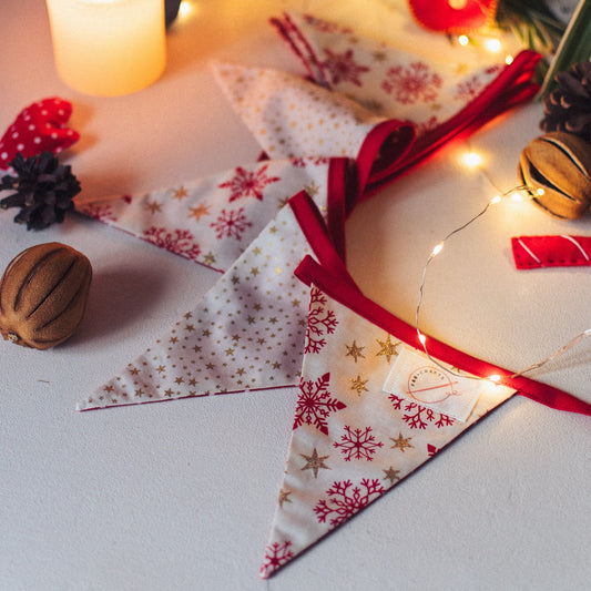 Red and Gold Snowflakes and Stars Christmas Bunting (2m) - F&B Crafts - F&B Handmade