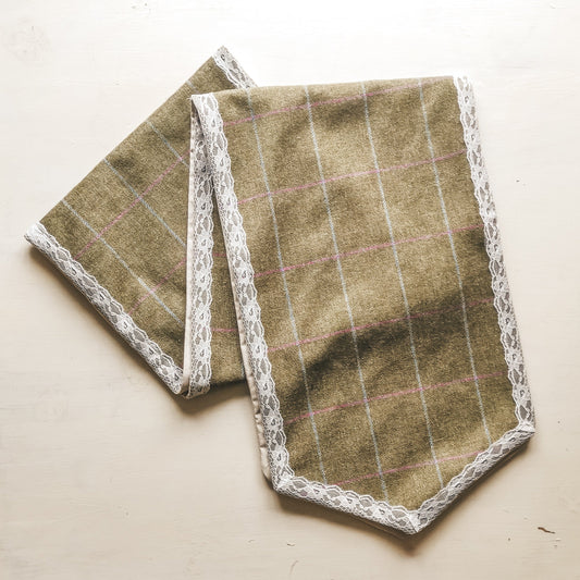 Tweed and Lace Table Runner - F&B Crafts - F&B Crafts