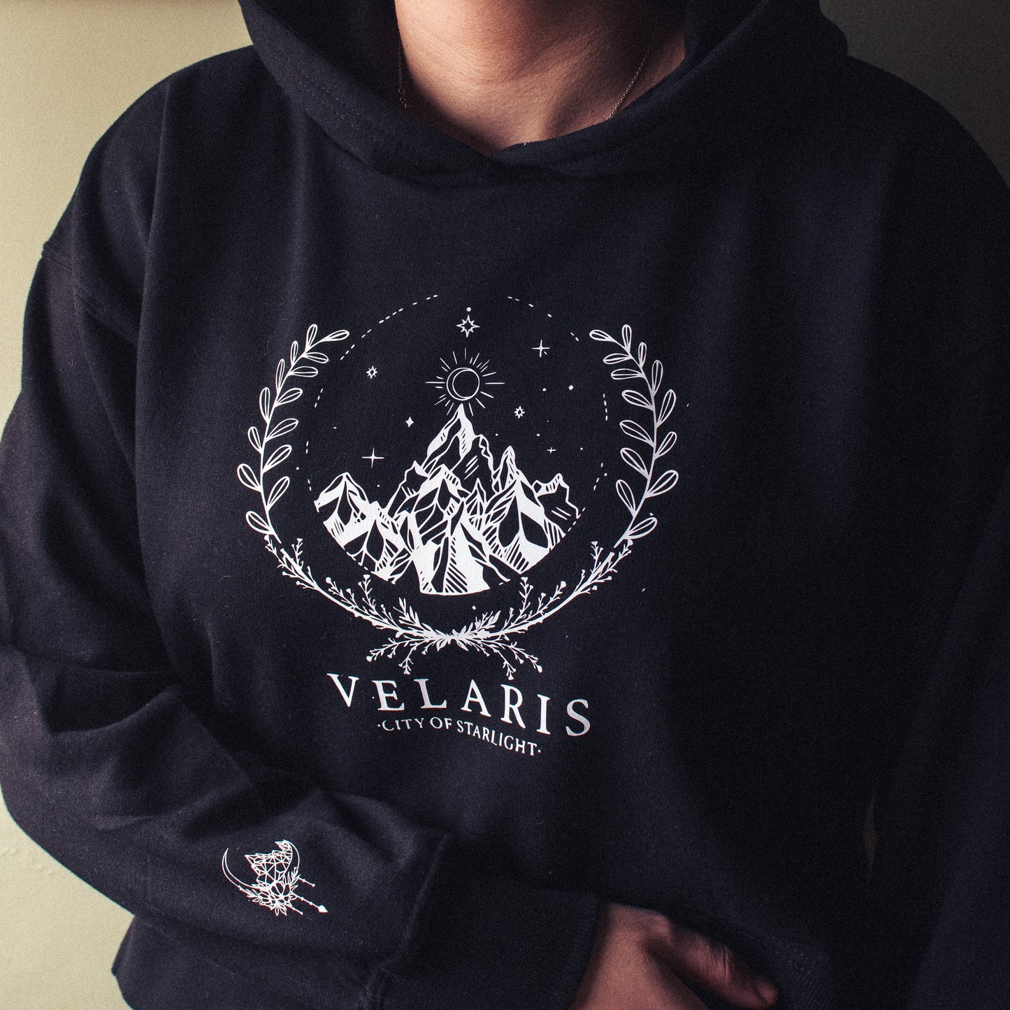 Velaris Night Court Cropped Hoodie - F&B Crafts - Fox & Co Apparel