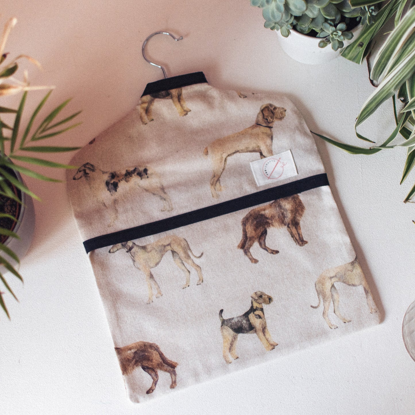 F&B Crafts Dog Print Peg Bag featuring beautiful working dogs and show dogs 