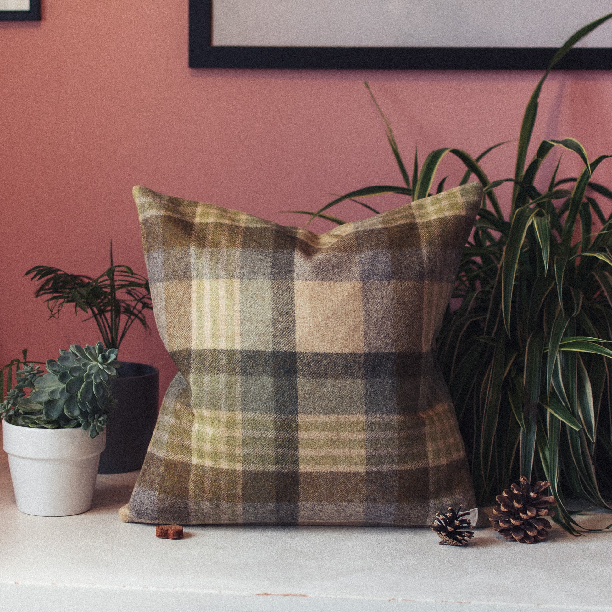 F&B Crafts - Lichen Cheltenham Cushion Handmade in Malton - Tweed Wool Decor
